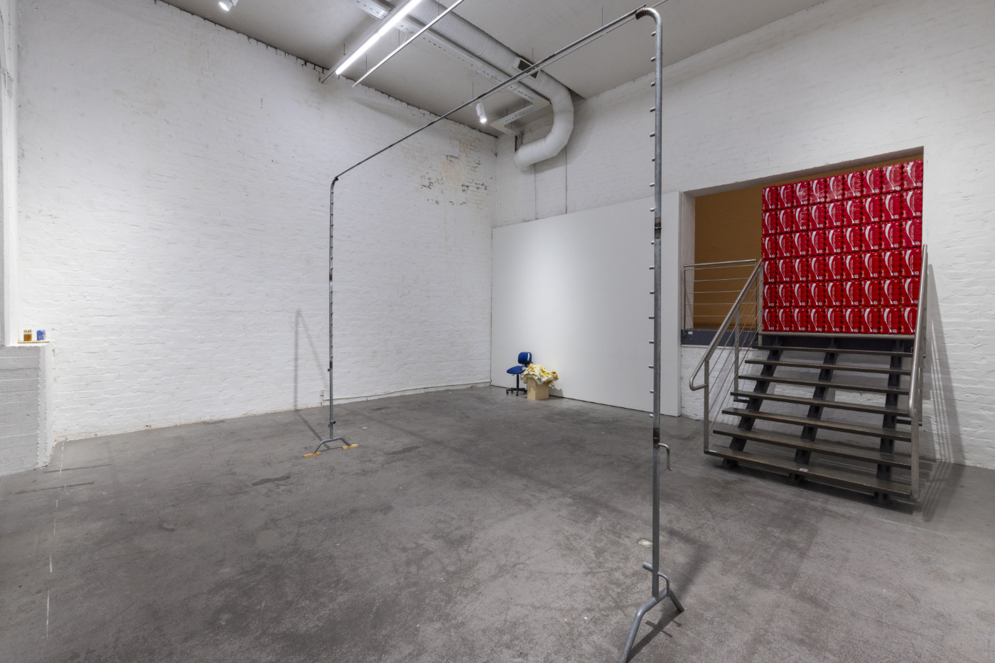 Nestori Syrjälä_Together_7.1.-1.2.2026_Yleiskuva näyttelystä_kuva Anna Autio (8).jpg